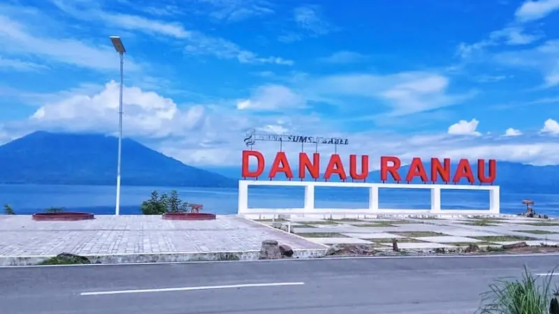 Danau Ranau, Pesona Alam yang Indah di Sumatera