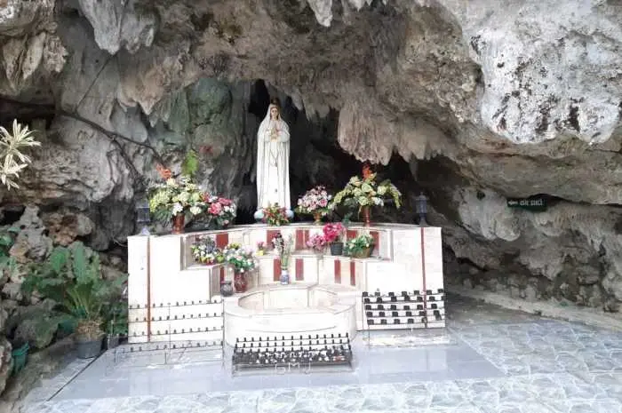 Gua Maria Lawangsih, Destinasi Wisata Religi Bernuansa Alam di Kulon Progo