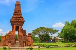 Destinasi Wisata Mojokerto yang Memadukan Keindahan Alam dan Warisan Sejarah