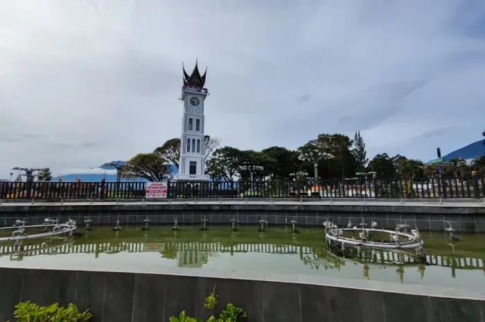 Destinasi Wisata Terbaik di Sumatera Barat, Dari yang Ikonik Hingga Warisan Budaya